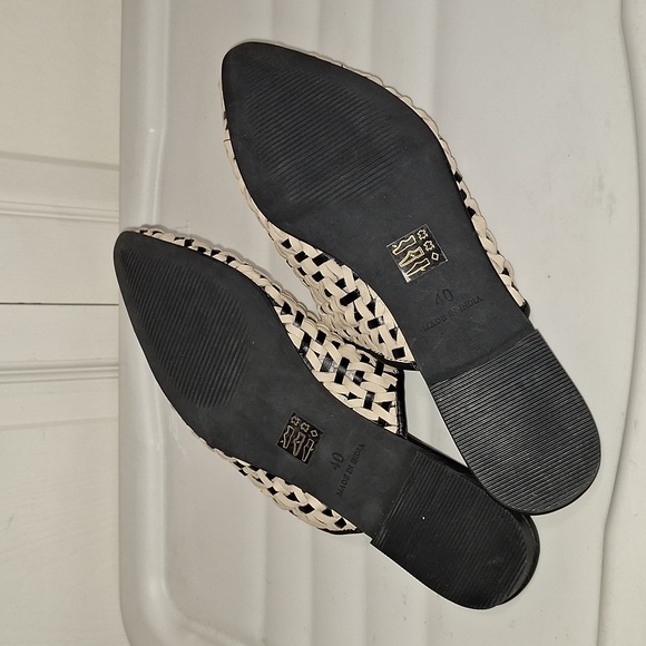 Anthropologie "Nisolo" go-to slip-on flats mules - woven leather - beige/black - Picture 6 of 11
